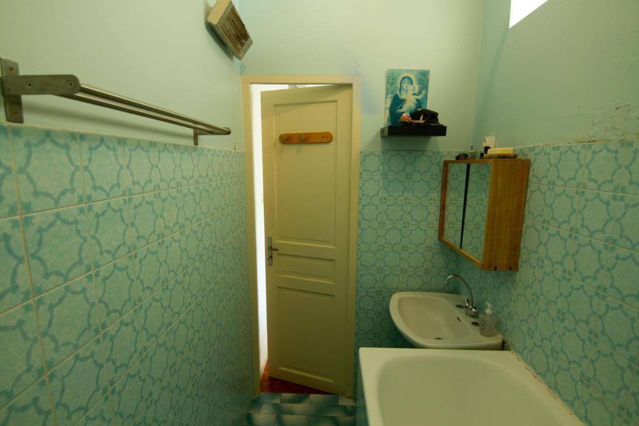 Jolie Chambre Dans Appartement Cosy En Plein Centre 马赛 外观 照片